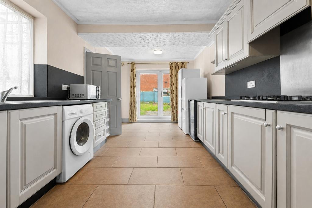 House in Newport, Eveswell, Beechwood - View 5