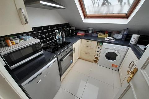 1 bedroom flat to rent, Niton Street, Fulham, London