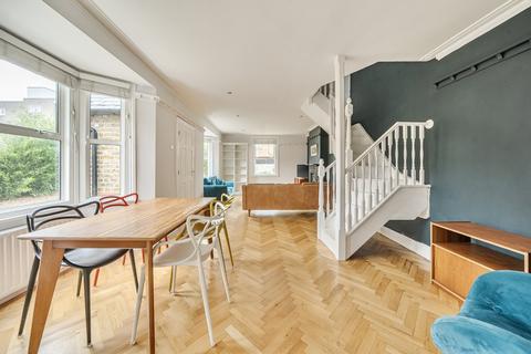 3 bedroom detached house to rent, Shortlands Road, Kingston upon Thames, Surrey, KT2