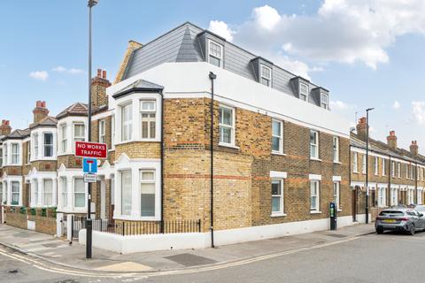 5 bedroom end of terrace house for sale, Azof Street, London