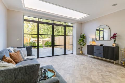 4 bedroom townhouse for sale, No. 3 Ronmar Place, Oxshott, KT22