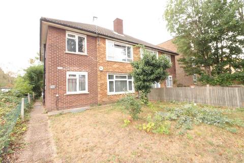 2 bedroom flat to rent, Croydon Road, Penge