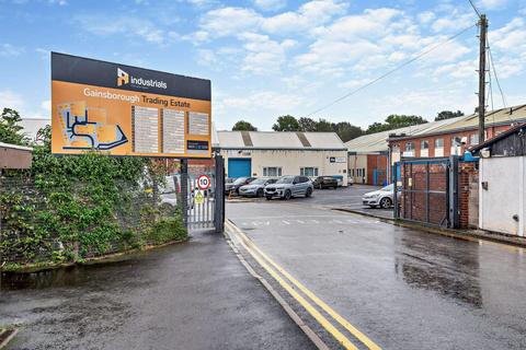 Property to rent, Rufford Rd Stourbridge DY9 7ND