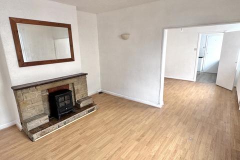 2 bedroom end of terrace house to rent, Newark Road, Lincoln, Lincolnshire, LN5
