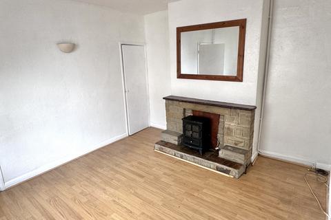 2 bedroom end of terrace house to rent, Newark Road, Lincoln, Lincolnshire, LN5