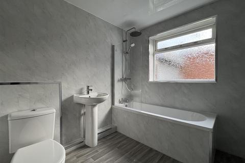 3 bedroom terraced house to rent, Ravensworth Street, Sunderland