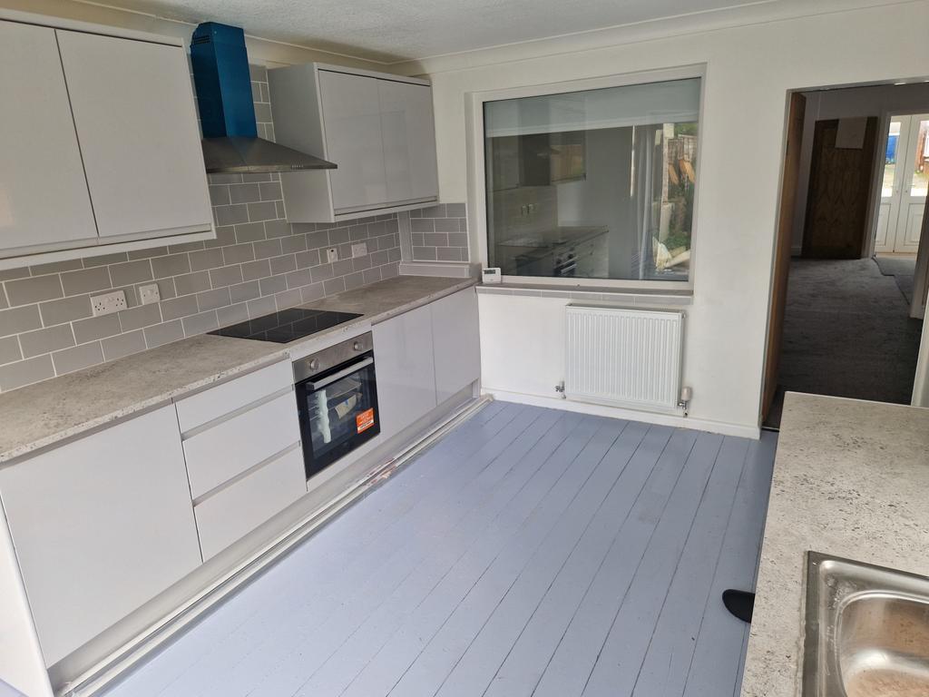 House in Southport - More