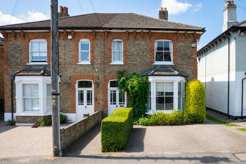 Westbury Road, Brentwood, CM14