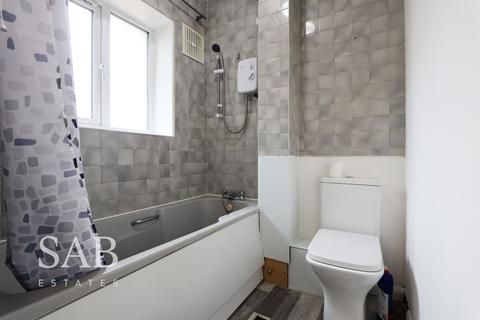 Studio to rent, Brendon Close, Harlington, UB3