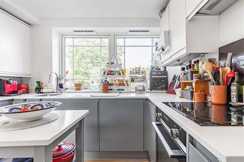 undefined, Brookfield Mews, London SW13