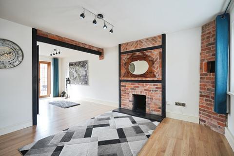 2 bedroom detached house for sale, The Callis, Ashby-de-la-Zouch, Leicestershire, LE65