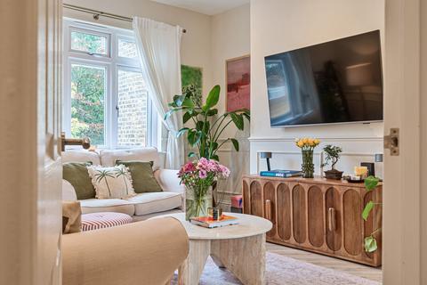 2 bedroom maisonette for sale, Peak Hill, London, SE26