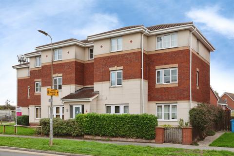 2 bedroom ground floor flat for sale, Marfleet Avenue, Hull