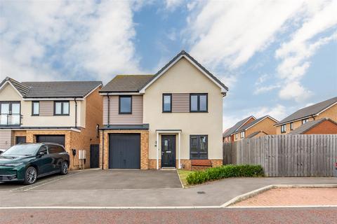 4 bedroom detached house for sale, Peacock Chase, Great Park, NE13