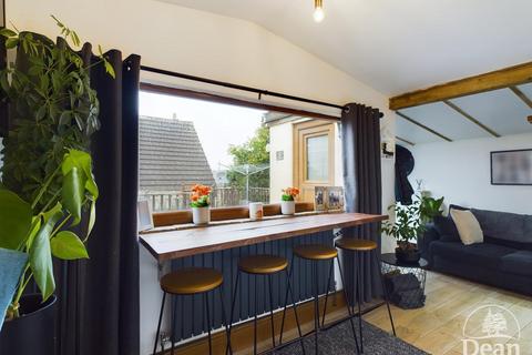 2 bedroom cottage to rent, Meendhurst Road, Cinderford