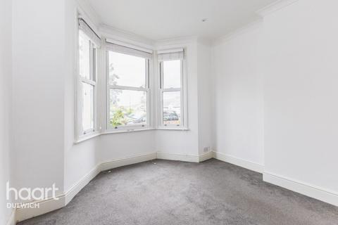 2 bedroom flat for sale, Underhill Road, London