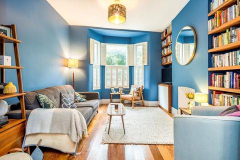 3 bedroom semi-detached house for sale, Scylla Road, London SE15