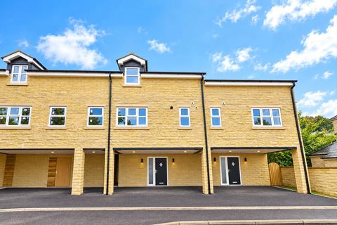 4 bedroom townhouse for sale, Leek Road, Buxton, Derbyshire, SK17