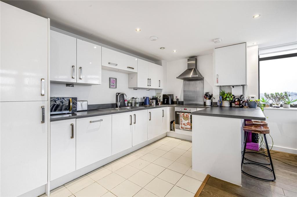 Apartment in London - View 3