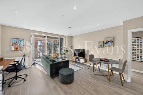 Thomas Road, Limehouse, London, E14