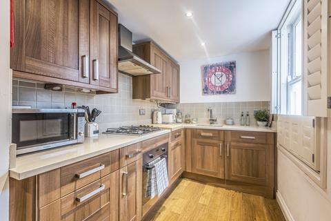 2 bedroom terraced house for sale, Caradoc Street, London