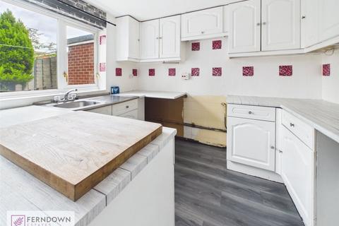 3 bedroom terraced house to rent, Auckland Drive, Smithswood, Birmingham, B36