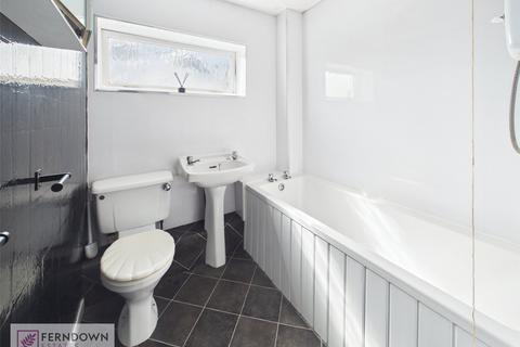 3 bedroom terraced house to rent, Auckland Drive, Smithswood, Birmingham, B36