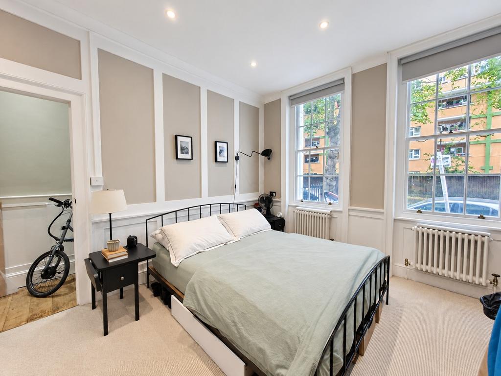 Apartment in London, St. George in the East, Wapping - View 2