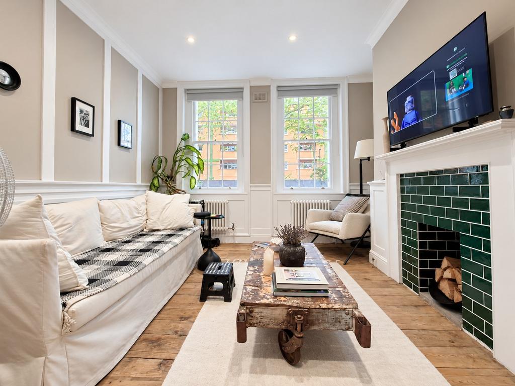 Apartment in London, St. George in the East, Wapping - More