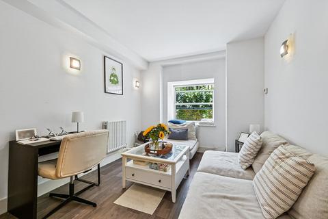 1 bedroom apartment to rent, Cadogan Road, London, SE18