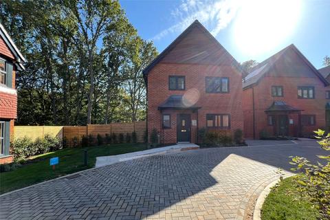 3 bedroom detached house for sale, Bakeham Lane, Englefield Green, Egham