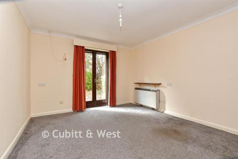 Studio for sale, Heydon Court, West Wickham BR4