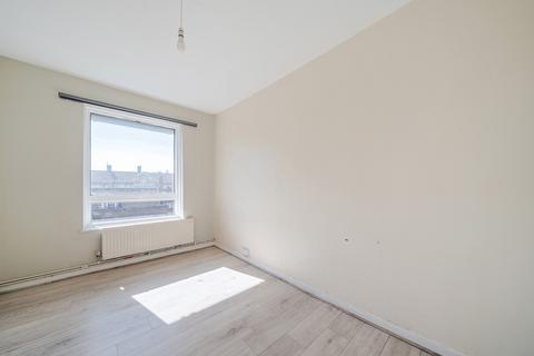 1 bedroom apartment for sale, King & Queen Street, London