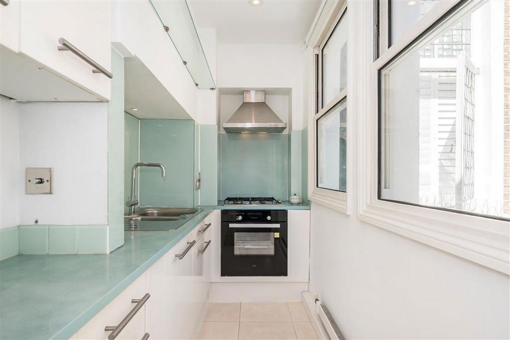 Apartment in London - View 3