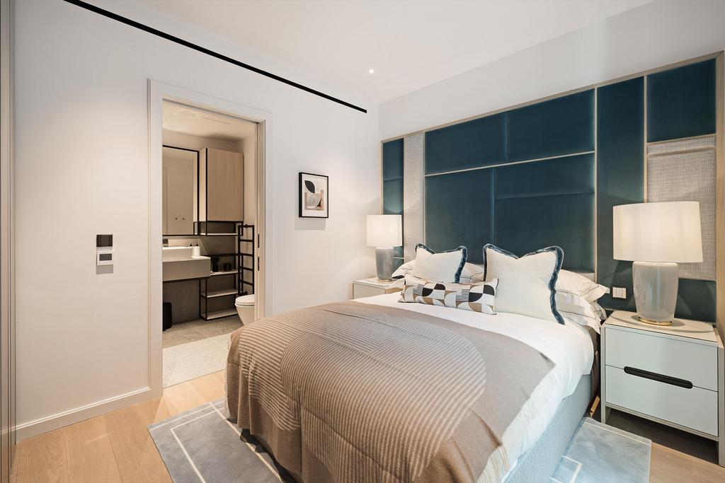 Apartment in London - View 3