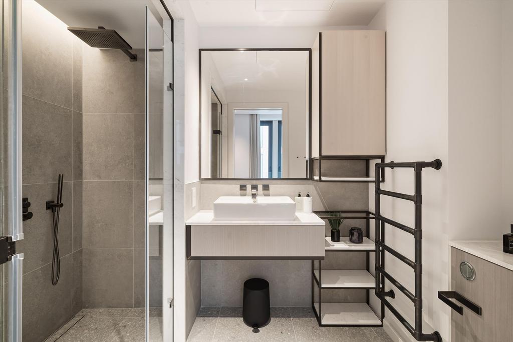 Apartment in London - View 5