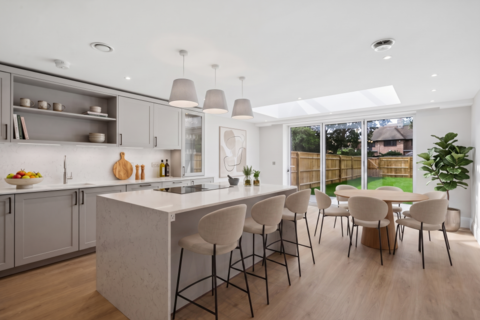 4 bedroom townhouse for sale, Amersham Road, Beaconsfield, HP9