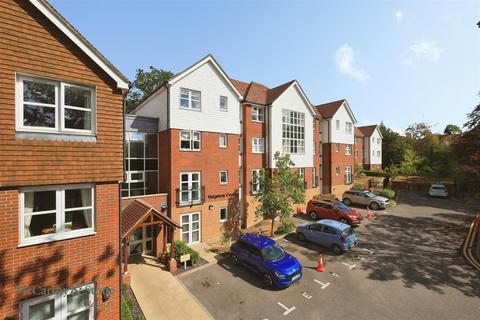 2 bedroom apartment for sale, Ridgeway Court, Mutton Hall Hill, Heathfield, East Sussex, TN21 8NB
