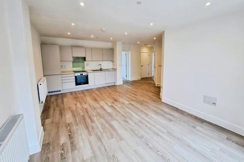 2 bedroom flat to rent, Medway Street, Chatham, ME4