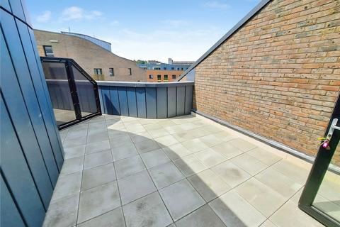 2 bedroom flat to rent, Medway Street, Chatham, ME4