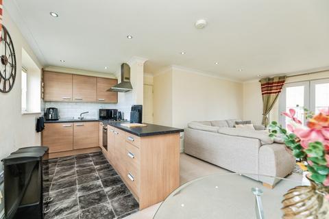 2 bedroom apartment for sale, Kinsey Heights, High Green , Heffield, S35 4HU