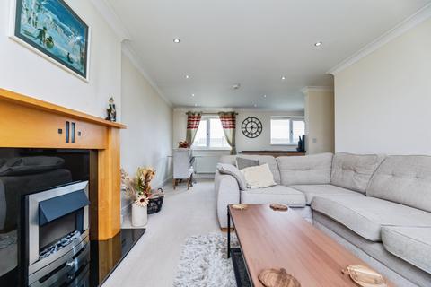2 bedroom apartment for sale, Kinsey Heights, High Green , Heffield, S35 4HU