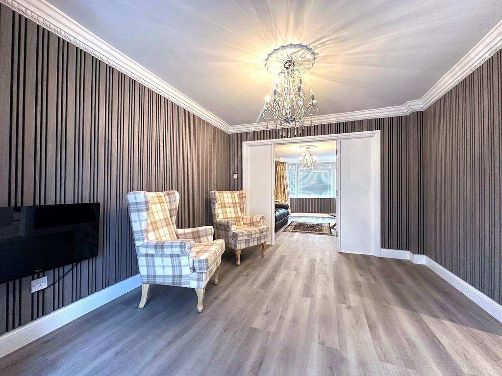 Apartment in London - View 5