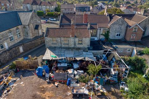 Pub for sale, Stones Cross Hotel, 2 North Road, Midsomer Norton, Somerset BA3 2QD