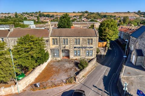 Pub for sale, Stones Cross Hotel, 2 North Road, Midsomer Norton, Somerset BA3 2QD