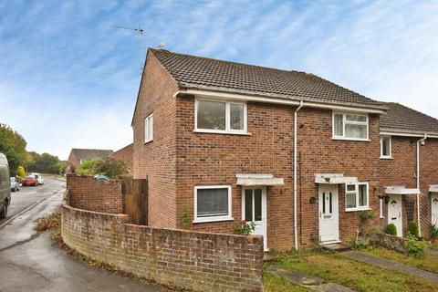 2 bedroom semi-detached house for sale, Cavalier Close, Yeovil