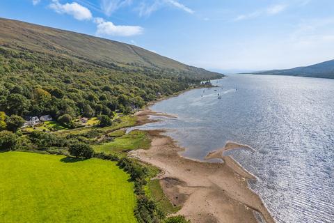 3 bedroom detached bungalow for sale, Hazelwood, Shore Road, Colintraive, PA22 3AS