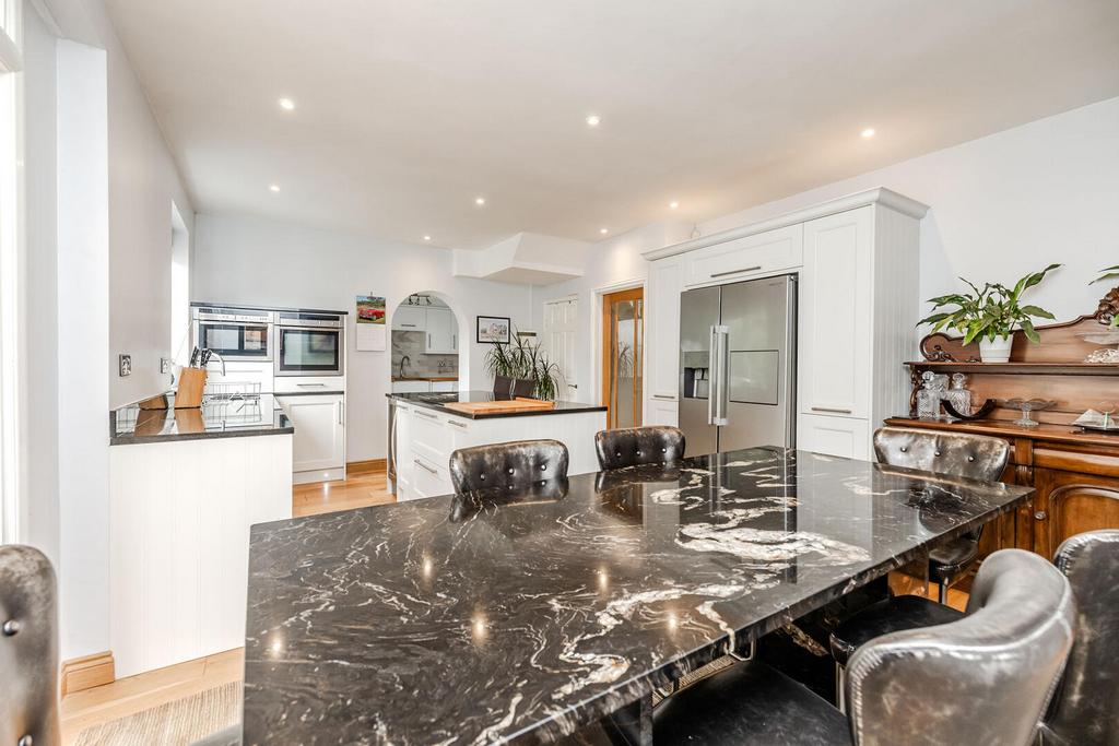 House in Newcastle Upon Tyne - More