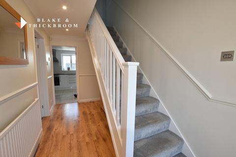 4 bedroom detached house for sale, Raycliff Avenue, Clacton-on-sea, CO15 3TZ