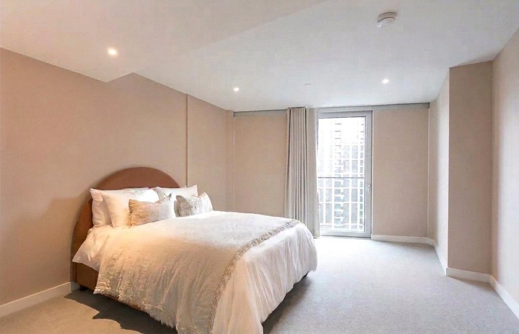 Apartment in London - View 2